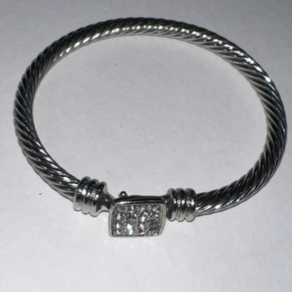 Cable wire twisted bangle bracelets with crystal - Picture 4 of 9